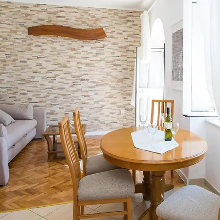 Apartment Vidak - One Bedroom With Balcony And Sea View - A4